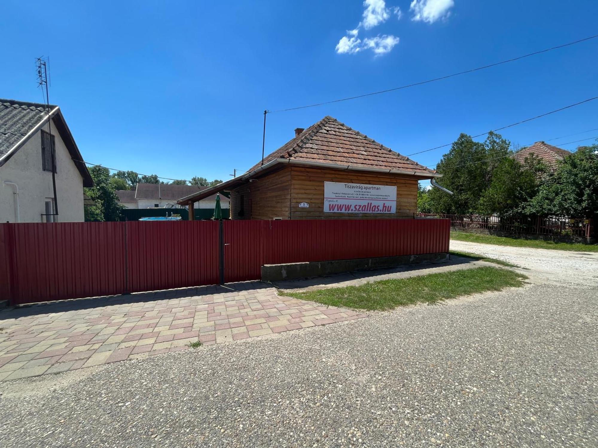 Tiszavirag Apartman Tiszakeszi Exterior photo